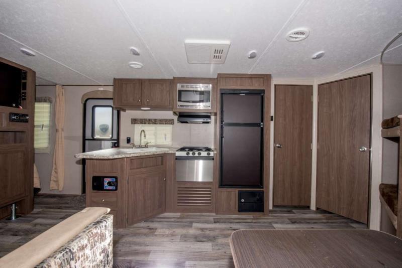 Rundle Mountain Rv Park Hotel Canmore Exterior photo
